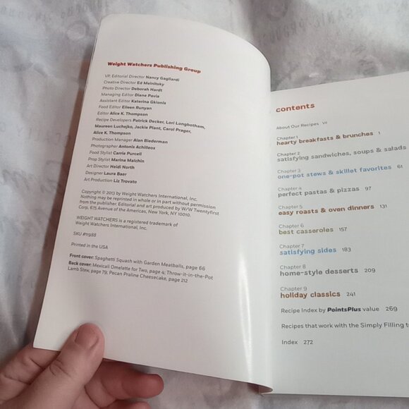 WEIGHT WATCHERS FAMILY STYLE 180 CLASSIC SCRUMPTIOUS DISHES EVERYONE WILL LOVE - Picture 3 of 8